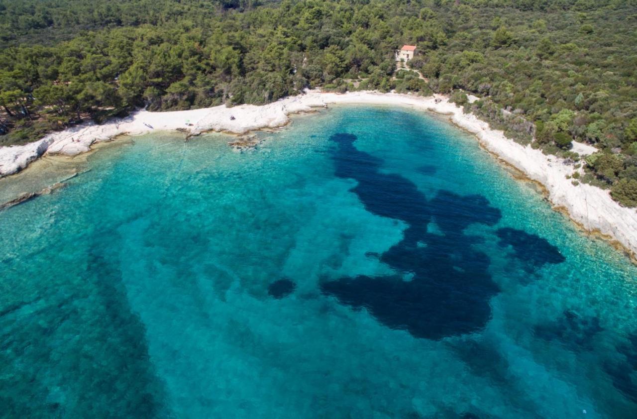 Apartments Villa Adrienne Mali Lošinj Eksteriør billede