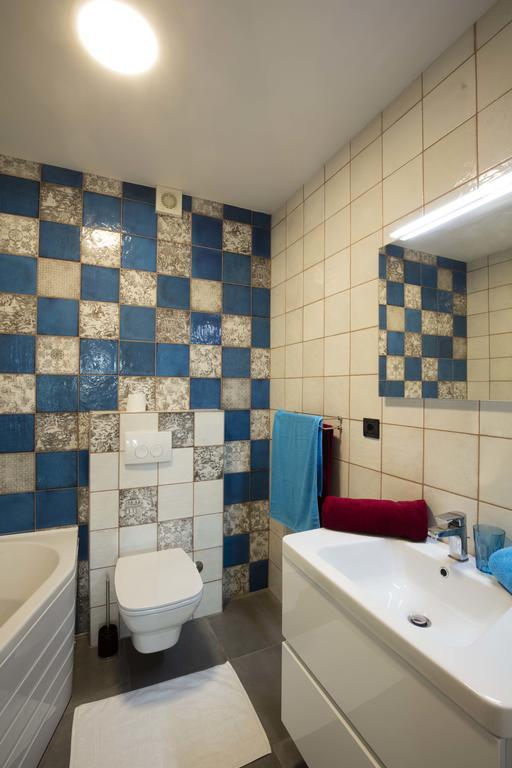 Apartments Villa Adrienne Mali Lošinj Eksteriør billede